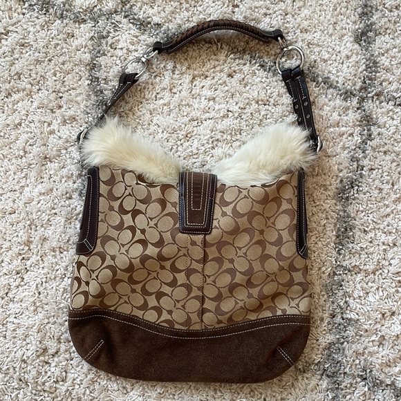 Coach purse with fur trim. - Picture 2 of 7